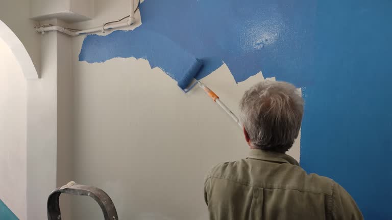 Best Eco-Friendly and Low-VOC Painting  in Mayflower Village, CA